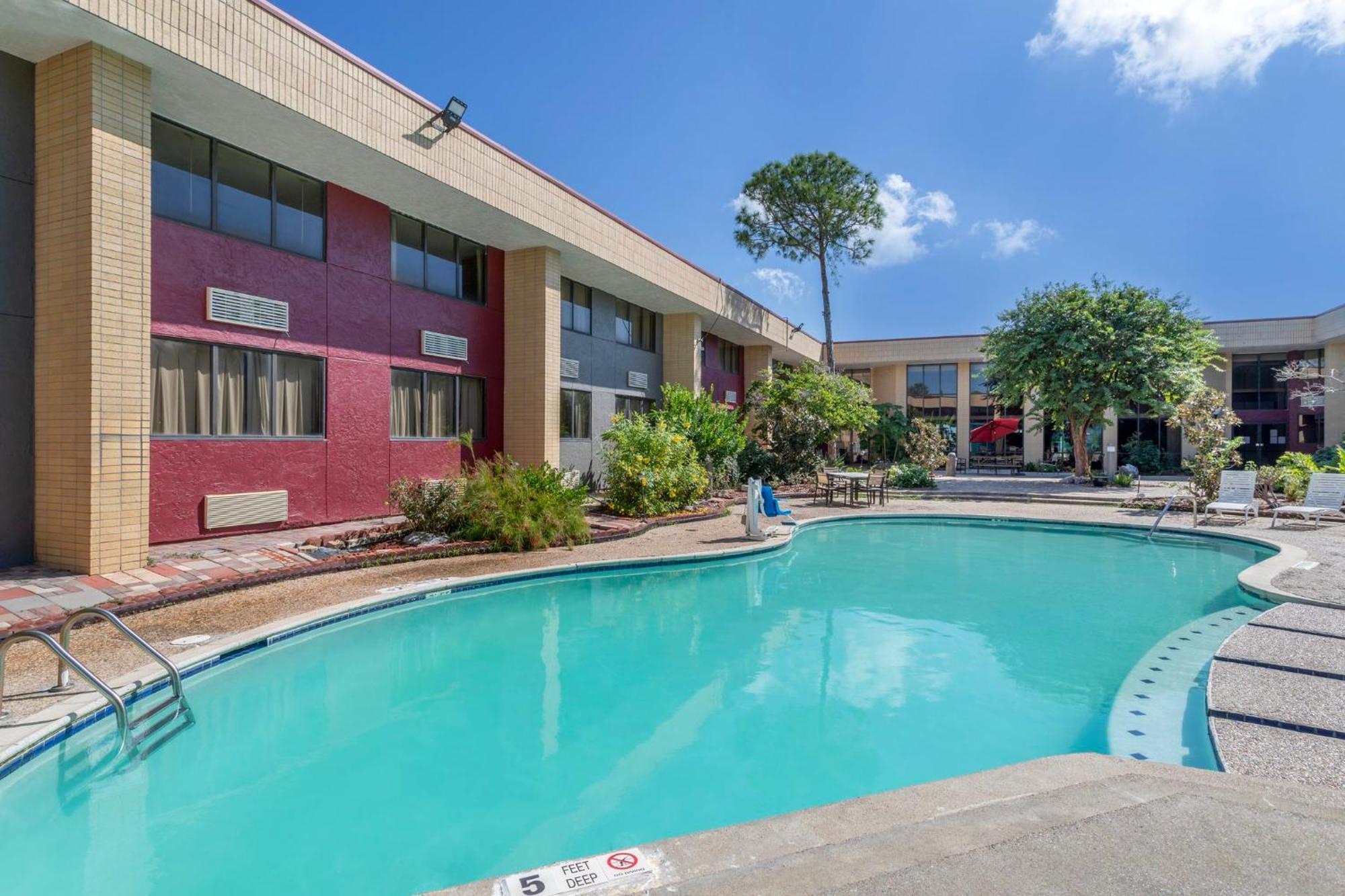 Red Roof Inn לה מארק מראה חיצוני תמונה